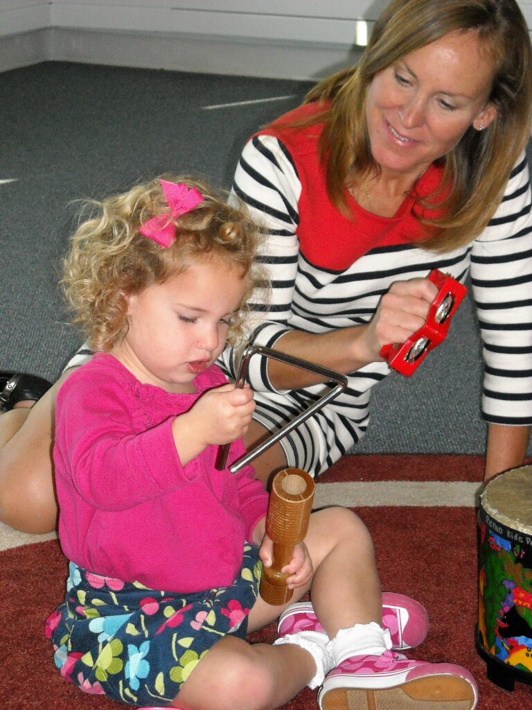 Read more about the article Family Music Time Opens Fall Program Registration